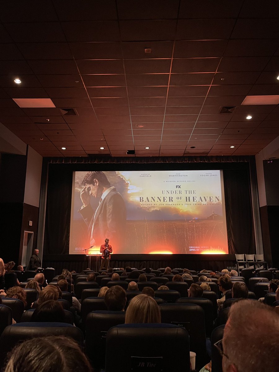CristinaMartaG's tweet image. “I became something a lot more dangerous than anger, in our faith. I became curious. I asked questions. 

Brenda Lafferty asked questions… this is dedicated to her.” 

-Dustin Lance Black

#UndertheBannerofHeaven