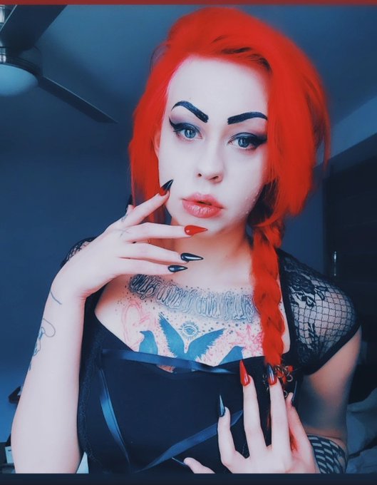 Wanna see nudes of a vampire chix?
Free onlyfans?link in bio 
.
.
.
.
.
.
#altgirl #gothgirl #gothgf