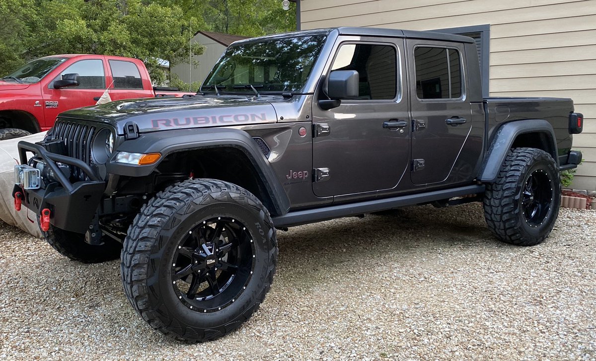TheTroyPosey's tweet photo. First tweet…Testing how this works…
Here’s my 2020 Jeep Gladiator Rubicon on 37’s.
#jeep #gladiator #rubicon #jeeplife #ElonMusk #jeeptruck #offroad #FreeSpeech #1stAmendment #mud #outdoors #photography #nature #warn #fabfours #motometal #skyjacker #truck #Trending #viral https://t.co/QOdz03Em63