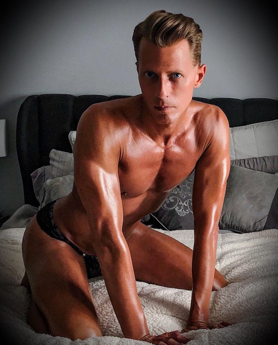 https://t.co/O6AoMVJZ5P Black Lace Briefs  #shaved #twink #fit #toned #skinny #tanned #oil #oiled #lace