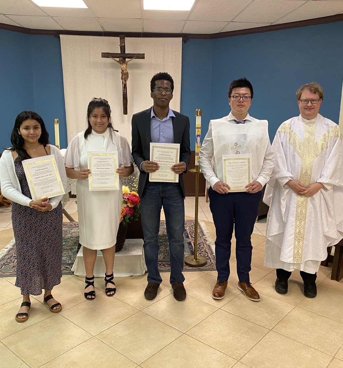 Congrats to the new Catholic and newly Confirmed Catholics. #DivineMercy #GodIsGood #campusministry <a href="/FWdiocese/">Catholic Diocese of Fort Worth</a>