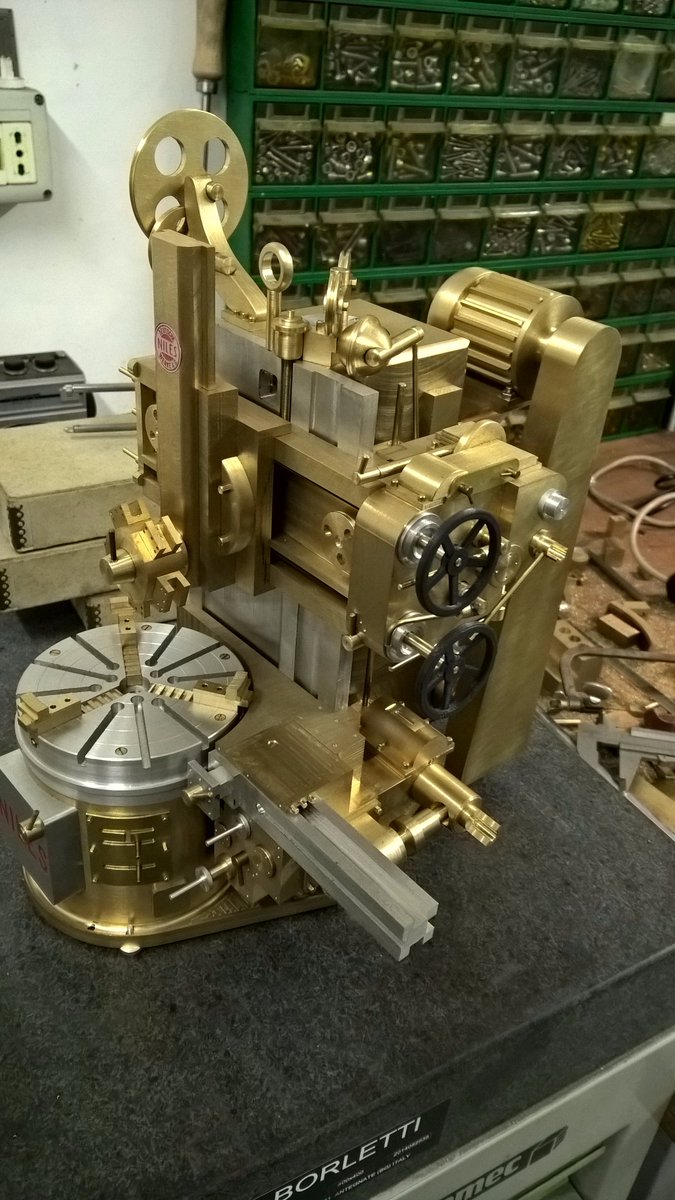 LevatiF's tweet photo. NILES vertical lathe in scal 1:9,my made. https://t.co/mbP6kR99gd