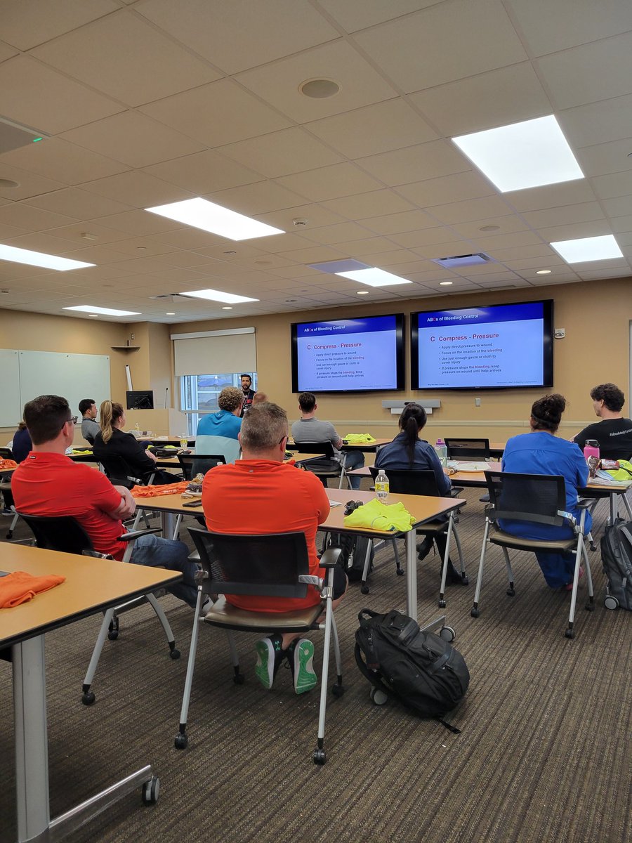 OHSportsMed's tweet photo. Pre @CapCityHalf medical and communications meeting with @OhioHealth Dr. Deshpande and @M3SSports. Thank you @BenBring and @David_M3S for your leadership. https://t.co/9kwvH75I20