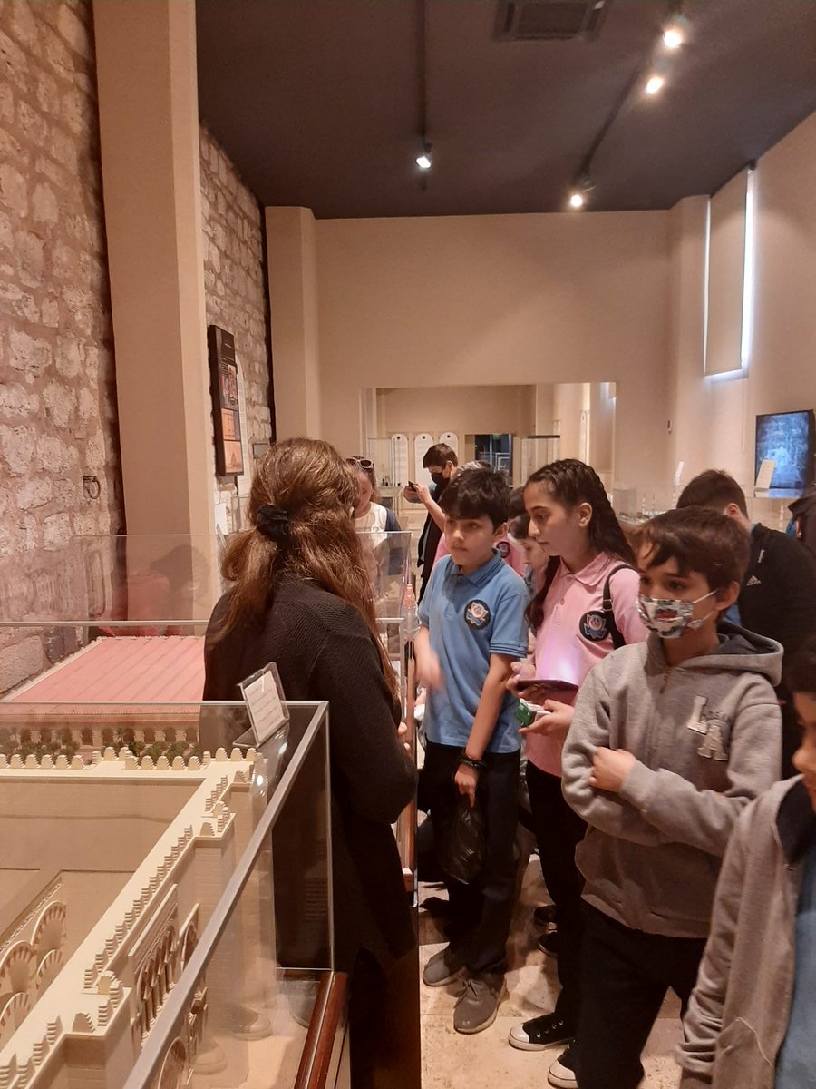 Öğrencilerimiz bugün İslam Bilim ve Teknoloji tarihi müzesini ziyaret ettiler. Gezimiz için <a href="/sultangazibeled/">Sultangazi Belediyesi 🇹🇷</a> 'ne teşekkür ederiz. 
<a href="/sultangazimem1/">Sultangazi İlçe Millî Eğitim Müdürlüğü</a>