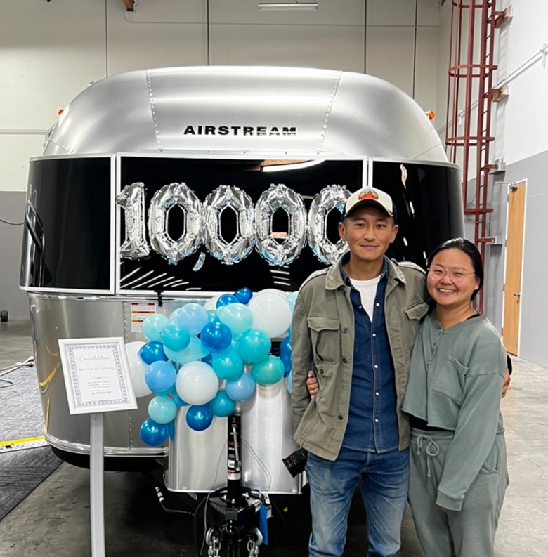 We celebrated an important milestone recently...we became the first and only Airstream dealer to reach 10,000 units sold! That's a lot of Memories and Adventures we've helped our Guests to create. #TeamAirstream #AirstreamAdventures 
rvnews.com/airstream-adve…