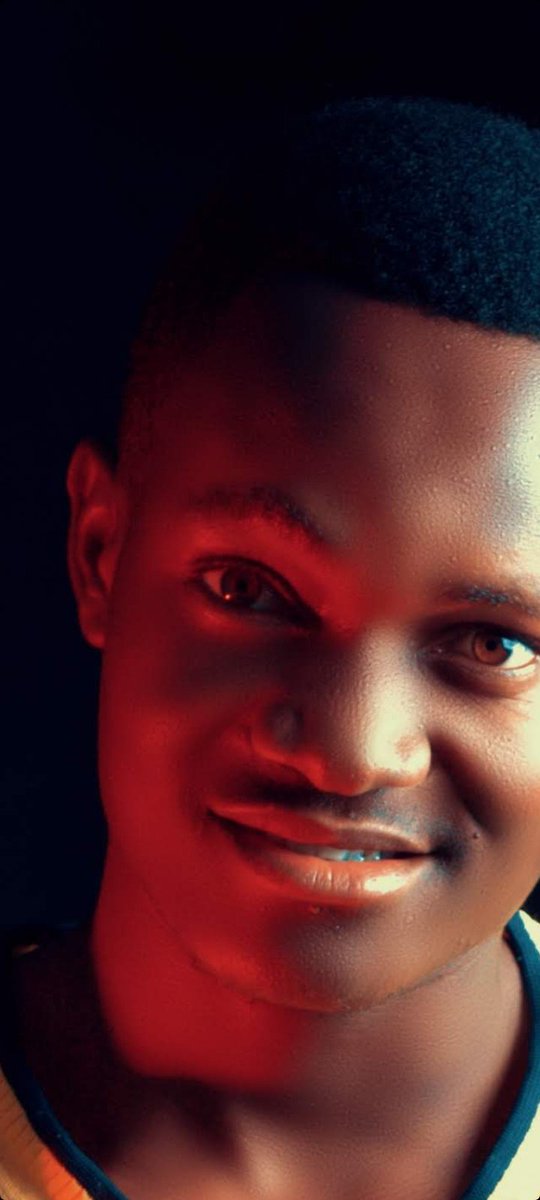 Muheshimu sana Mwanaume asiye 
Kimbia au kukwepa majukumu yake 
Kama Mume au Baba .