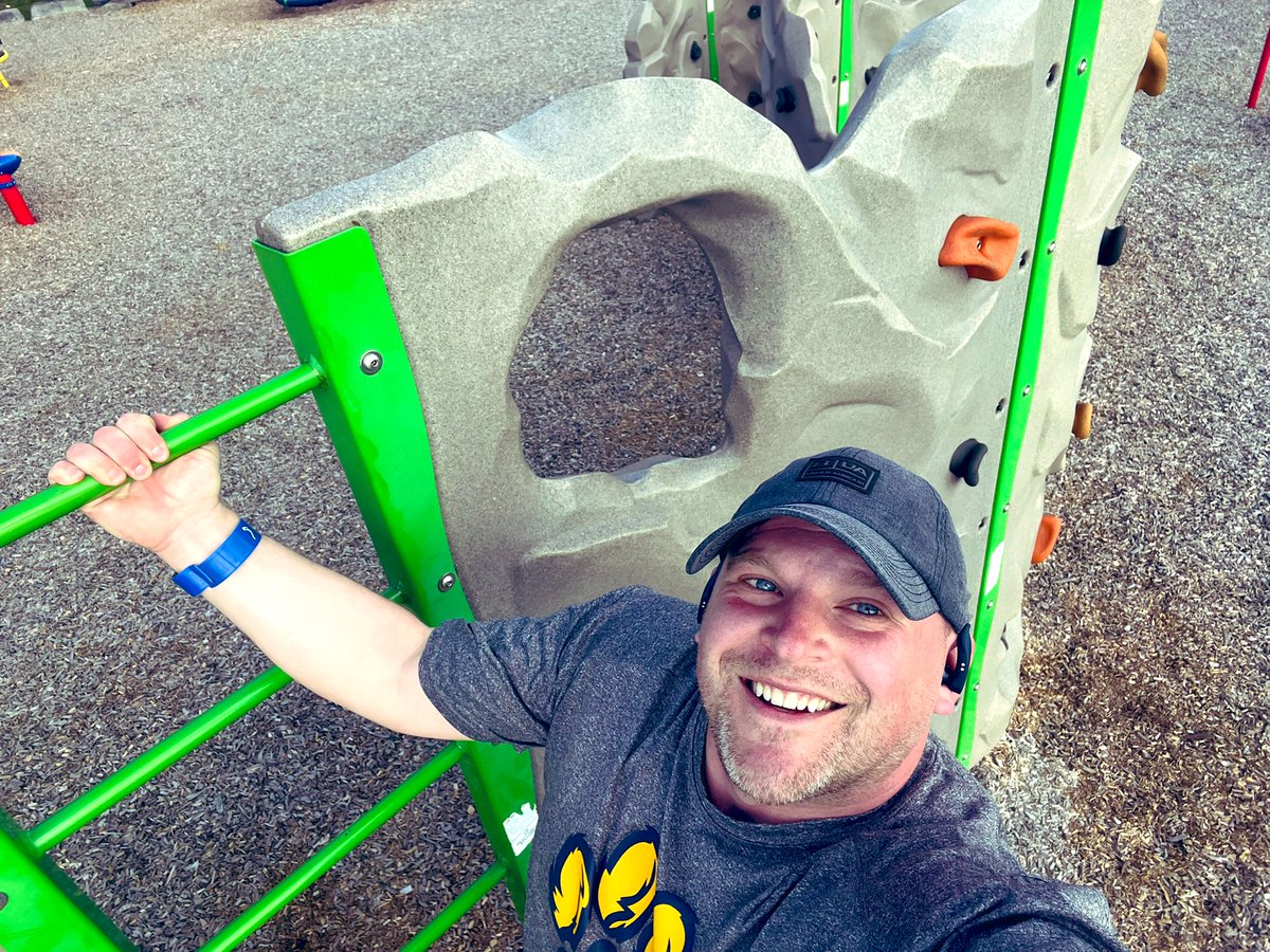 Eric M. Pasho tweet media