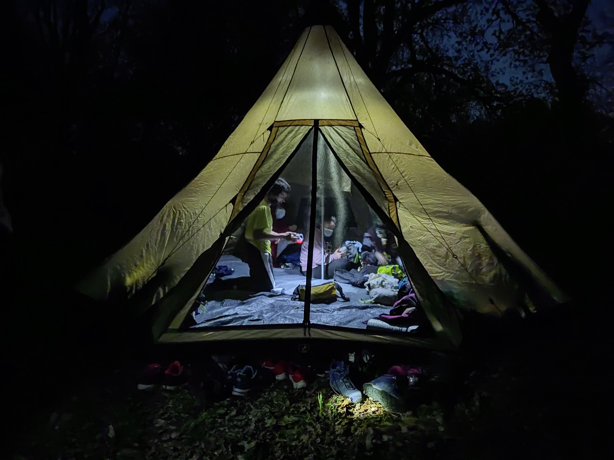 scoutilex's tweet photo. Neste último #CampamentoScout a nosa Esculta estivo de ruta coñecendo o patrimonio histórico, xogando ao jugger e tamén tivo ocasión de asinar a súa carta de Unidade. Moi completo! #SonScout #SoyScout https://t.co/umyPxCn3e9