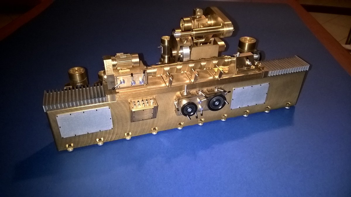 LevatiF's tweet photo. Universal grinding machine in scale,my made. https://t.co/3jInA245l0