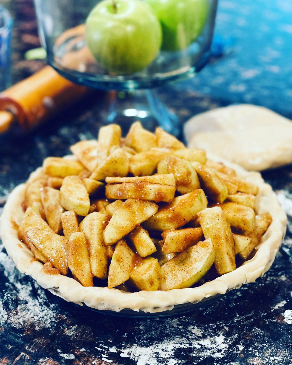 christysrecipes's tweet photo. Apple Pie anyone?? So easy to make, you could do it with your 👀 closed!! #pie #applepie #apples #dessert #homemade #recipes #cook

https://t.co/UfTZht5TSN https://t.co/U7ApxbVNBG