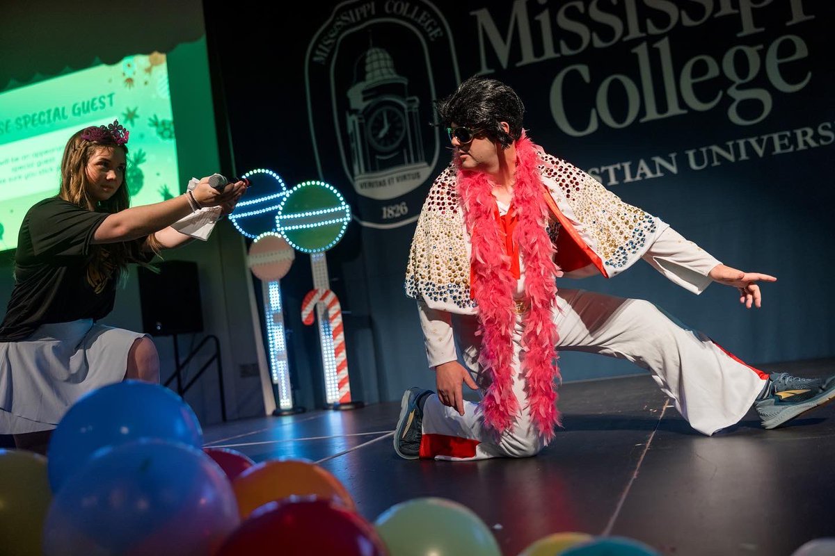 Blake Thompson tweet media