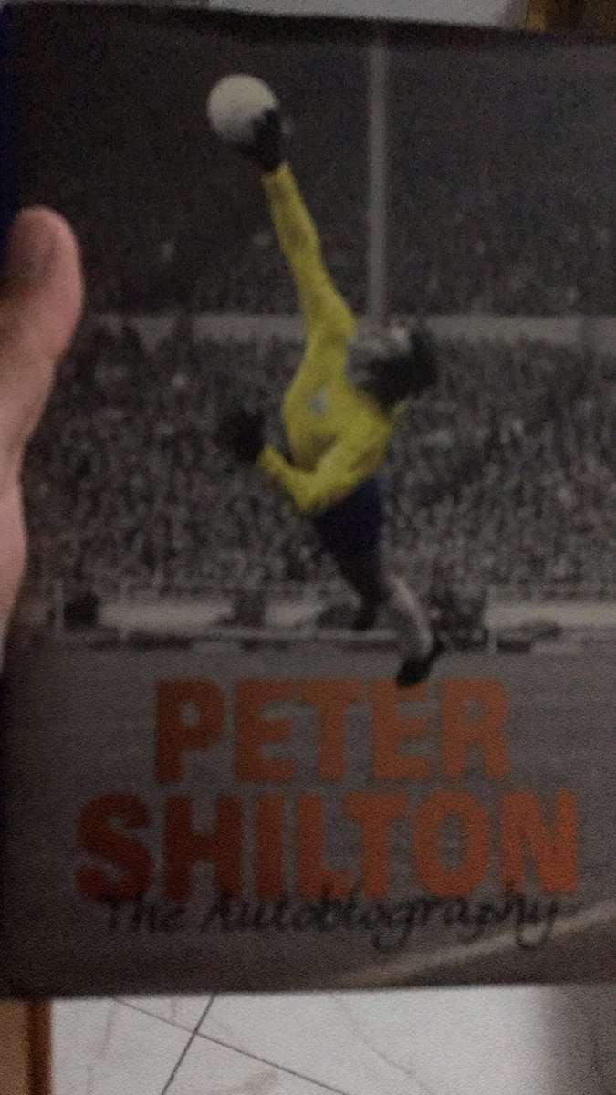 martynlee82's tweet image. Finally got round to reading the @Peter_Shilton autobiography. Englands most capped player had a long career with plenty of stories along the way. #reading #threeworldcups #over1000games #managingindevon