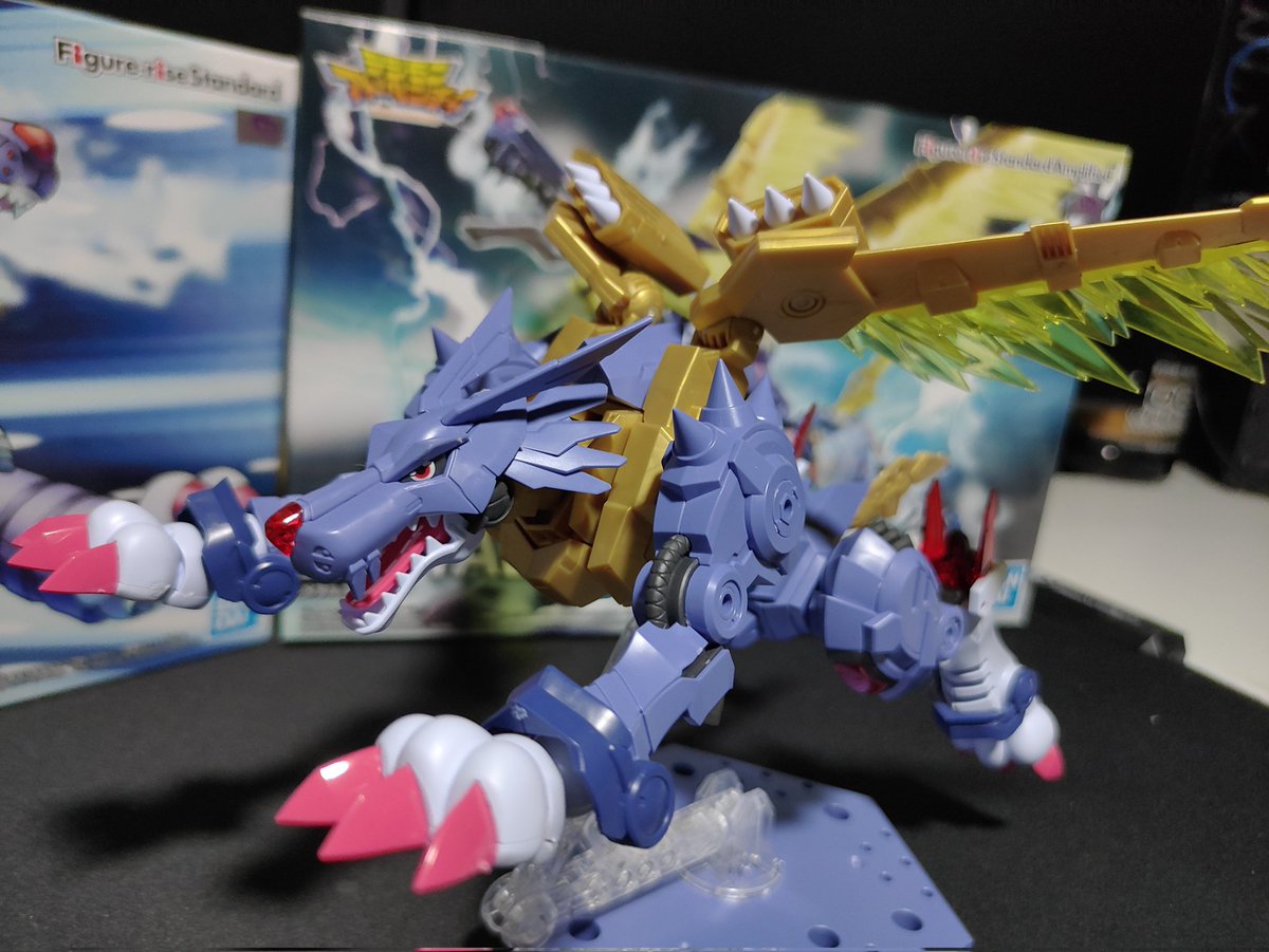 itsAsizex's tweet photo. Buah chaval menudo locuron de model kit el #amplified de #metalgarurumon por aquí dejo unas fotos, ya tengo la pareja tanto estándar como la amplificada de #digimon https://t.co/j5nnwpkyn7
