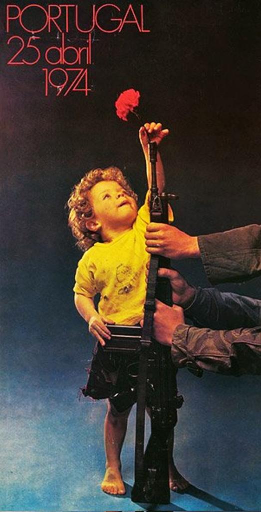Portugal celebrates 48 years of the end of a fascist regime. Carnations for peaceful revolution, so much needed in the world today #RevolucaodosCravos #CarnationRevolution #freedom #Peace