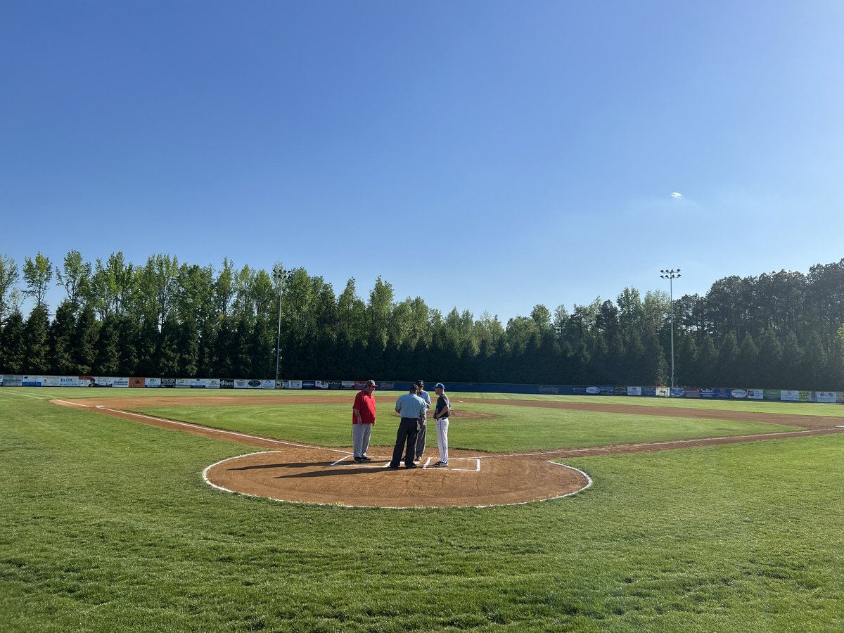 jerry_shank's tweet photo. Down at #DanRiver this evening for a matchup between the host Wildcats and @Tunstallbasebal
@PBRVirginiaDC #PBRIsThere https://t.co/D9wQLU2TVY