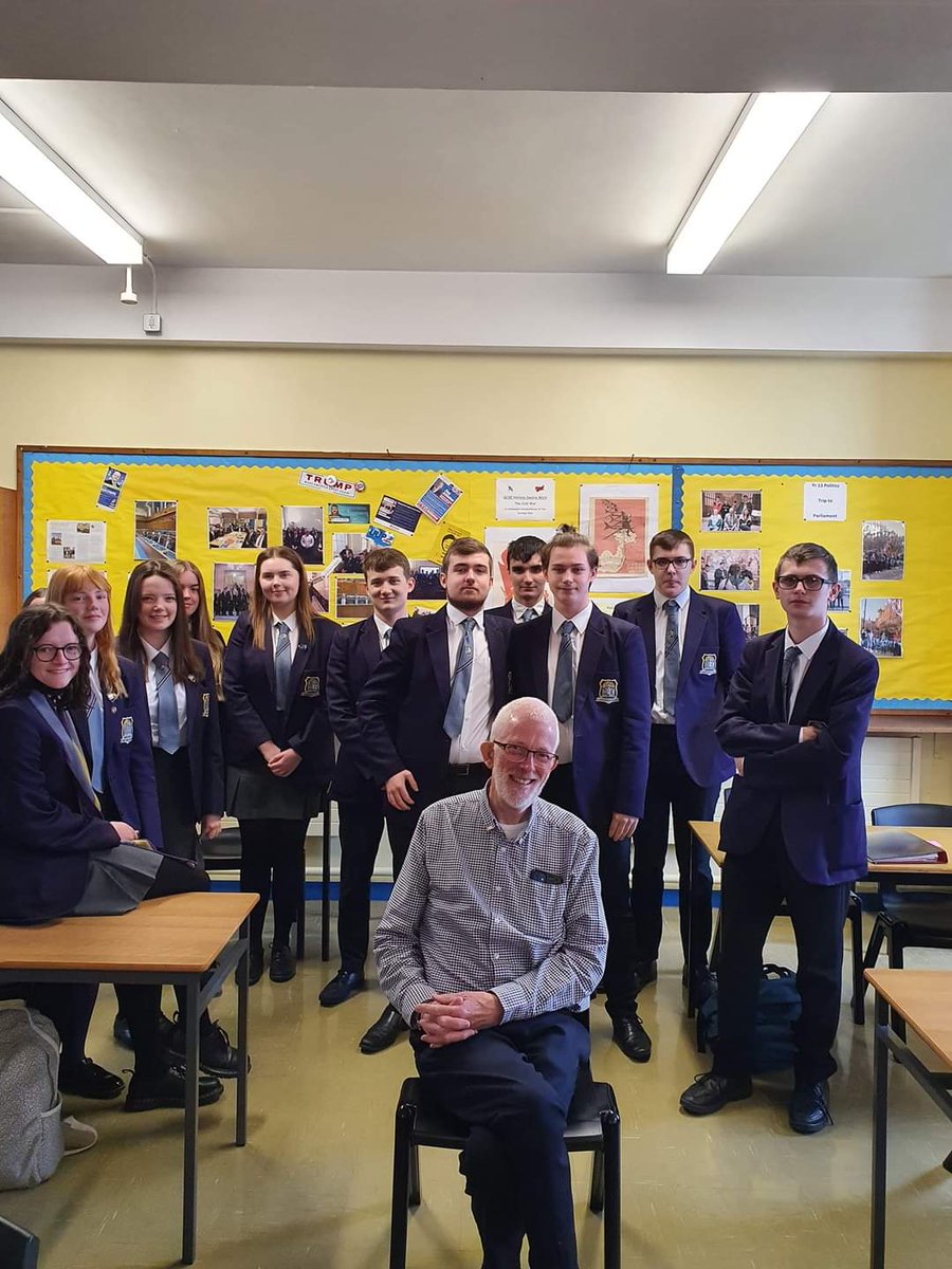 Thanks to Stewart Dickson MLA for coming in to speak with our Year 13 Politics class today.<a href="/stewartcdickson/">Stewart Dickson CF MLA 🇺🇦</a>