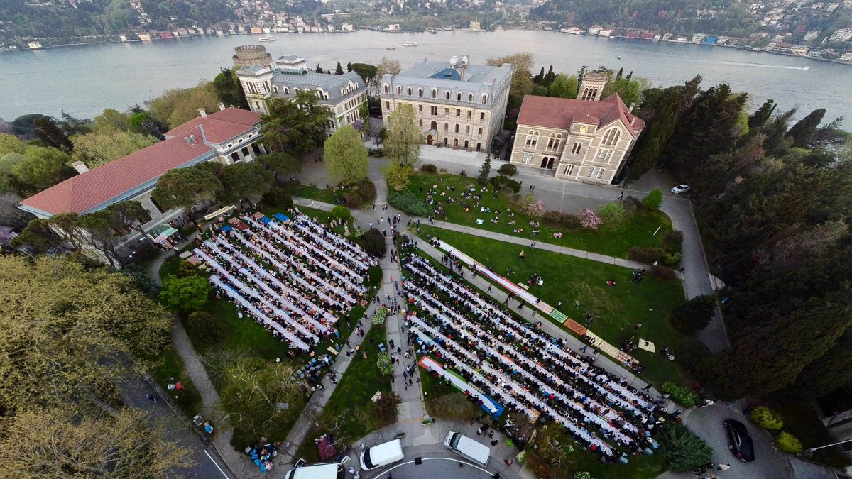 ybabacann's tweet photo. Boğaziçi bugün ayrı bir güzeldi @bisakboun https://t.co/vPRsq51Q0N
