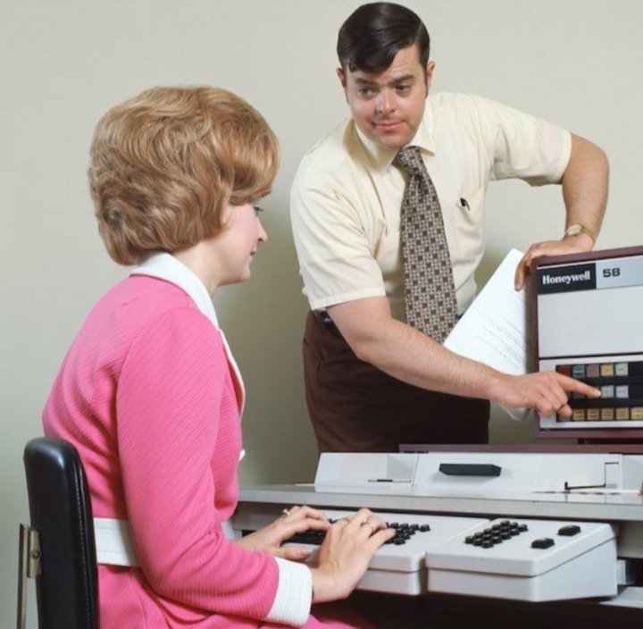 Twitter Vs Twitter with Elon Musk...