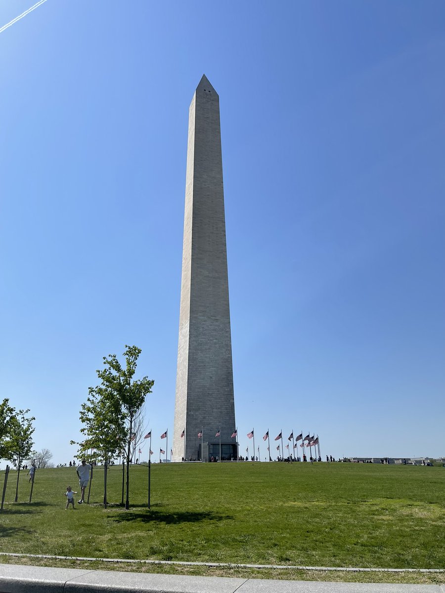 KristenHollisSW's tweet photo. So excited to be in DC with the @UA_SocialWork program!!! #Capstone2Capitol2022 
#PolicyUp4SW 
#SWinDC 
#RollTide https://t.co/L5MRftozws