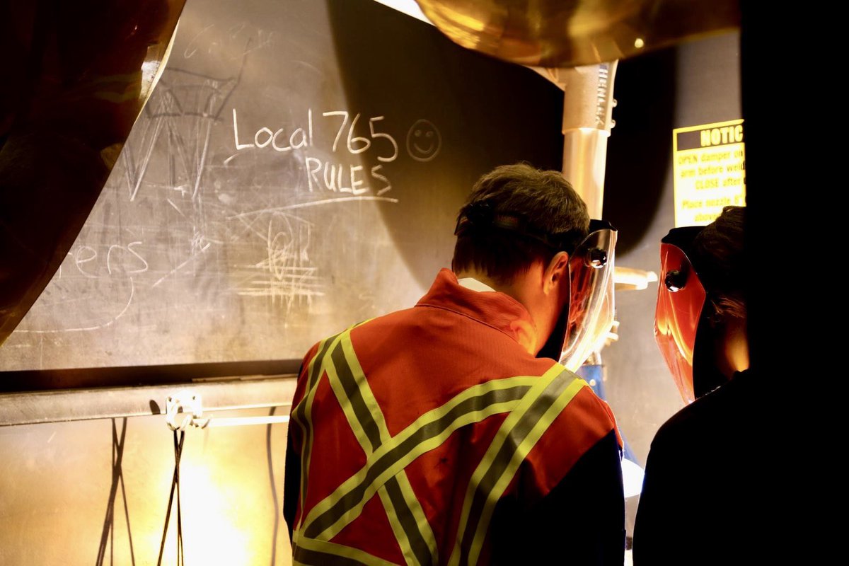 SeamusORegan's tweet image. Shannon is one of the only female welding instructors in Canada, and she let me try my hand at it here at Ironworkers local 765 outside of Ottawa. 

Investing in workers is always a smart investment. That’s how we tackle our skilled labour shortage in Canada.