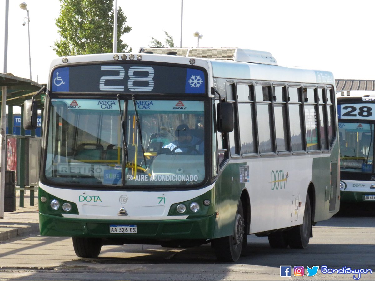 BondisYan's tweet photo. #repintado / Interno 71 de la #linea28
.
#dota #todobus https://t.co/pDrFk53Kru