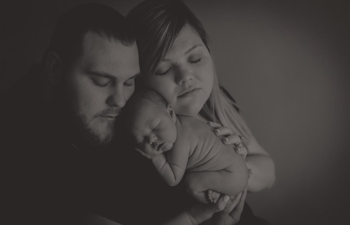 chels__ducharme's tweet photo. my whole world https://t.co/EI5kNidvzy