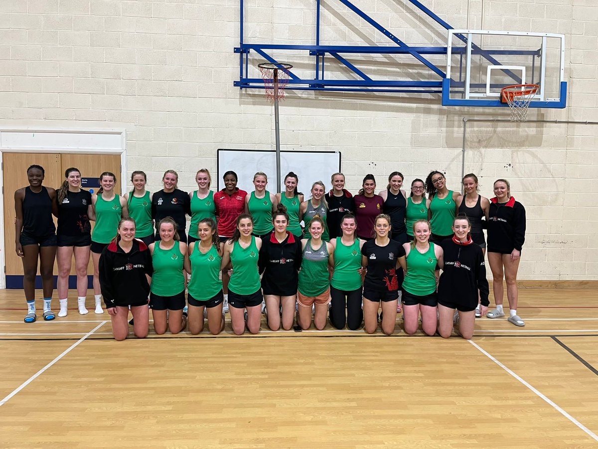 Bevs_Powell's tweet photo. Thankyou @celtic_dragons u21 for great matchplay this evening v @CardiffUniNet #varsityprep https://t.co/OYCKMzbHPi