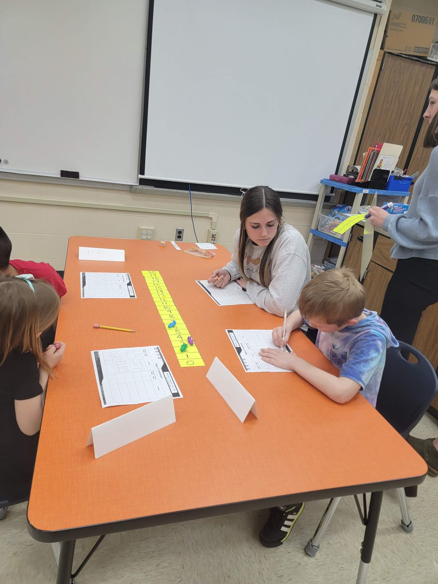Samaglov's tweet photo. Bears Race to 20 was the top game for this K-1 group! @cassielindhurst &amp; I loved hearing and seeing the different ways these students add. Thanks @cline21st for having us! #mathed #elemmath #mathclub https://t.co/OcwV9seL2u