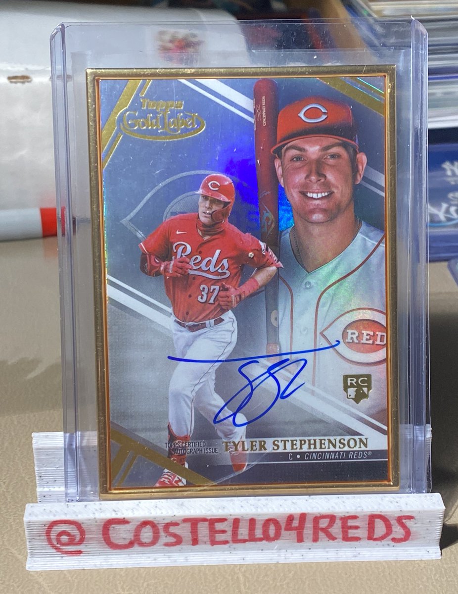 Costello4Reds's tweet photo. #MailDayMonday
First ever gold label cardโฆ had no idea these things are heavy. Thanks @nolanjhensel
Thanks @Yasharkbos for the awesome Patino SP.
Lastly the ace of the marlins SP https://t.co/T7PBtcMNkm