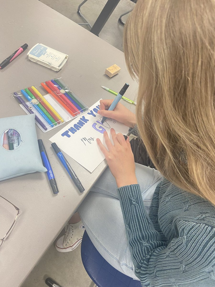 Cen10ArtClub's tweet photo. Next week is Teacher Appreciation Week, so in club today we made cards for our wonderful educators! https://t.co/8ZOfon16AU