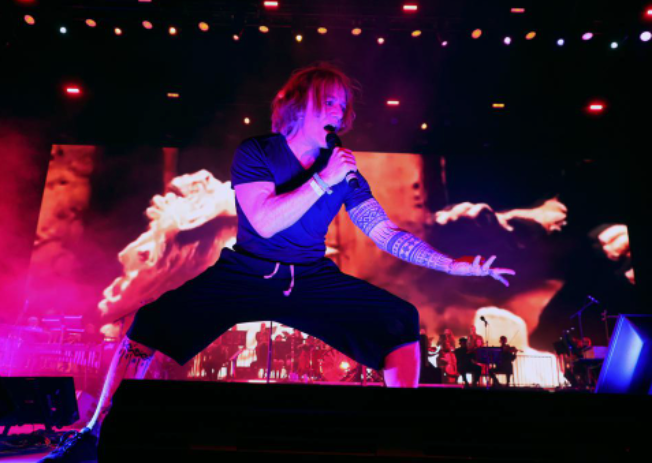 Forbes's tweet photo. Coachella Weekend Two Offers A Welcome Respite From The Hype And Influencers, Putting Music First https://t.co/jd562IwIeV https://t.co/fLZpRl3zzj