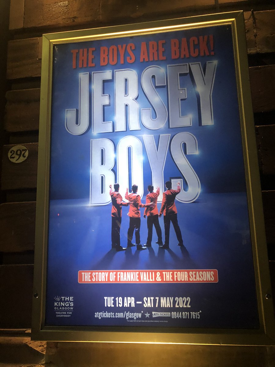 So I fell in love with Frankie Valli tonight!😍 Outstanding cast in Glasgow for #jerseyboys, energy levels off the chart for a Monday night, absolutely fantastic!🎼🎤🎼