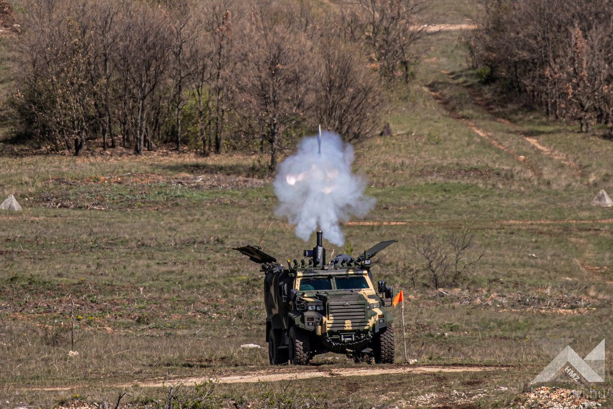 Savunma__Sanayi's tweet photo. Macaristan Ordusundaki Ejder Yalçın’a 120’lik Havan Entegre Edildi 
(Haberin ayrıntıları için linki tıklayınız)
https://t.co/ocUdbx23OS 
@nurolmakina https://t.co/YkIMiDPyhF