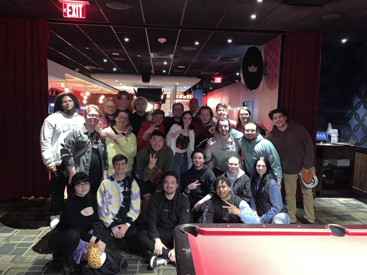 SimpleRobinson™ tweet media