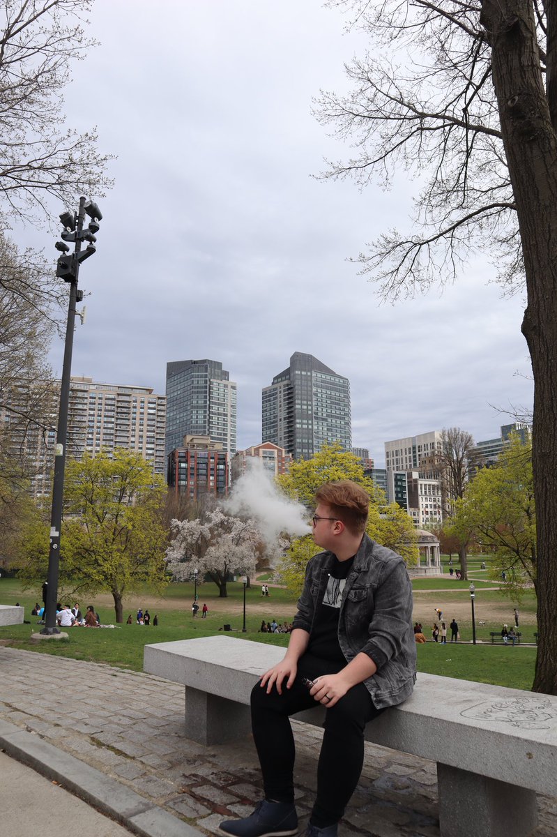 SimpleRobinson™ tweet media