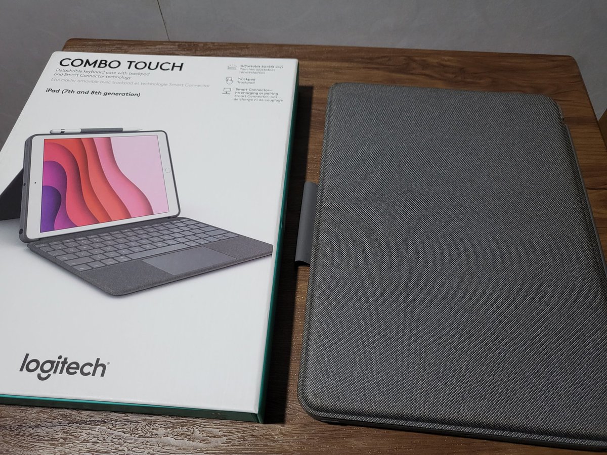 Selling my LOGITECH Combo Touch Keyboard for iPad (in Graphite)

In 100% working condition.

RFS: no longer in use bc upgraded to macbook. DM!!!