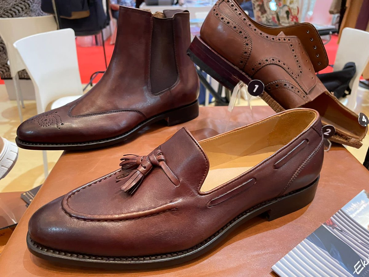 Bangga banget gak sih produk kita ini, bisa bersaing dengan produk LN.
<a href="/KemenkopUKM/">Kemenkop UKM</a> 

#BanggaProdukUMKM 
#UMKMJadiPrioritas
<a href="/IbransyahRasyid/">Rasyid Ibransyah</a> <a href="/pesantambahan/">Pesan Tambahan</a> <a href="/infoseni_/">🅸🅽🅵🅾 🆂🅴🅽🅸</a> <a href="/Nurulsti_/">R I S T I</a> <a href="/Riez_Aries/">Aries Pratama</a> <a href="/latifainst/">Chai</a> <a href="/bukanany4/">ItsMyDream</a> <a href="/imanFSY/">imanfsy</a> <a href="/YuniNY__/">Norma Yunita</a> <a href="/perjalanandiaz/">Dede Diaz Abdurahman</a> <a href="/agusrustiawandi/">Agus Rustiawandi</a> <a href="/melfeyadin/">Melly Feyadin 🍉</a>