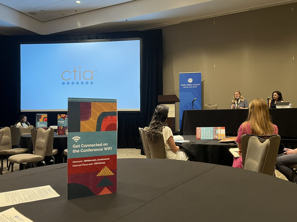 JonBratsis's tweet photo. Wise words from @SarahJaneYi from  @CTIA at #advocacy2022.  “When you decide you need a friend, it’s already too late” in times of crisis.  Building movements must be a sustained and authentic effort focused on building trust. @NationBuilder https://t.co/9NC6Ezj5a0