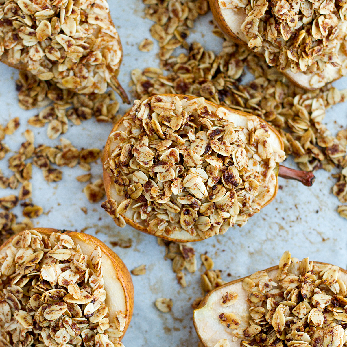 ilonaspassion's tweet photo. You will like these BAKED PEARS WITH CINNAMON AND COCONUT SUGAR when you are craving healthier dessert.
RECIPE HERE--> https://t.co/UoLUfRTDDH https://t.co/HKRekp7uB1