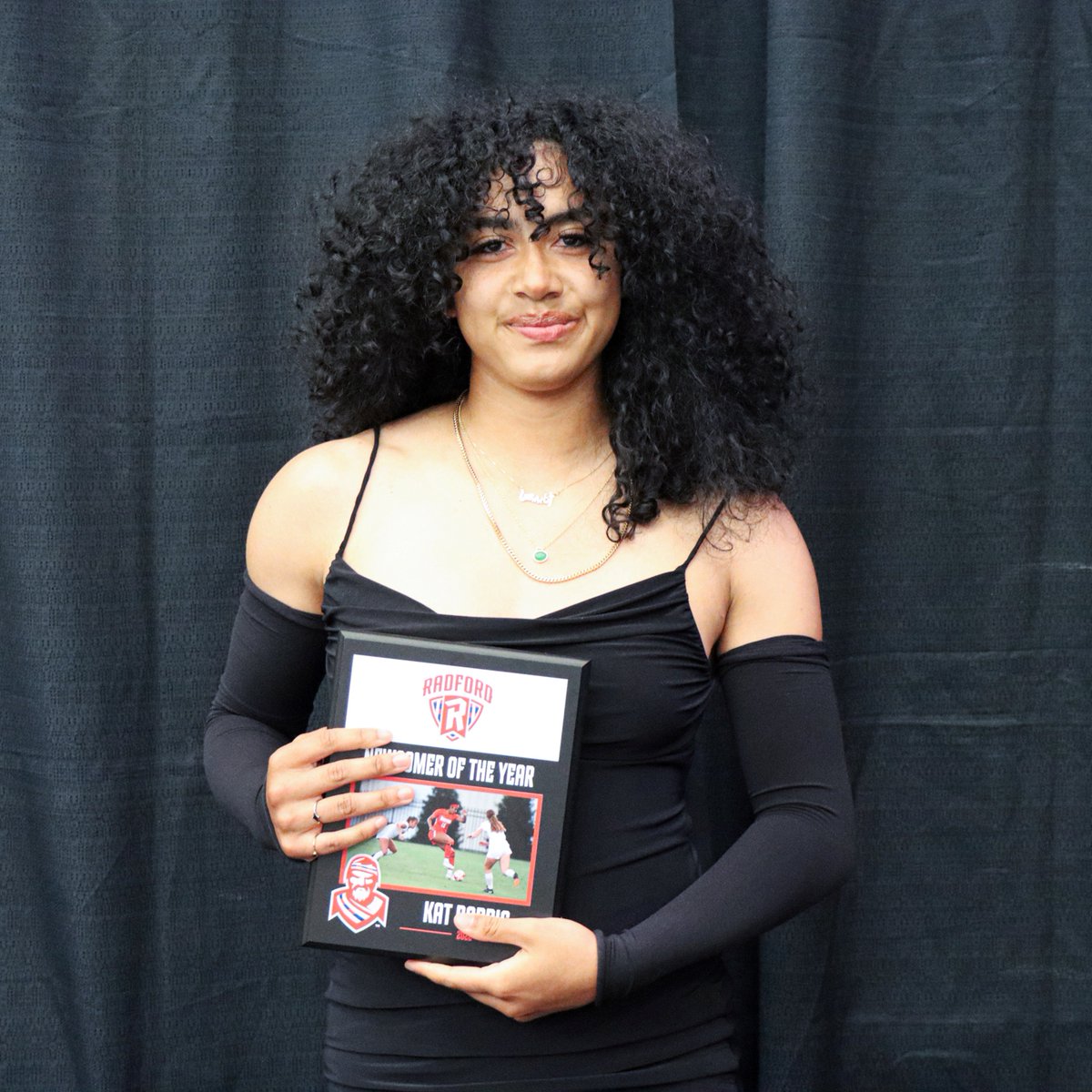 ru_athletics's tweet image. Kat Parris from @RadfordWSOC was unstoppable last Fall! She’s this year’s Newcomer of the Year!

#RiseAndDefend x #RUBYS