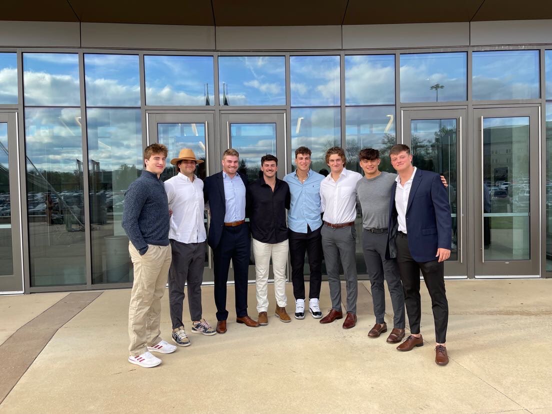 You can’t play well if you don’t look 👀 good!!! 
#Clean