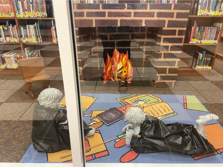 JonesTylerISD's tweet photo. Our coin drive is in full swing at our “Reading is Magical” Book Fair! The class who raises the most will receive a shopping spree &amp; all funds raised go to make sure every student gets to shop the fair. Please send any coins of bills you’d like to donate this week! https://t.co/gMhQAWjSX0