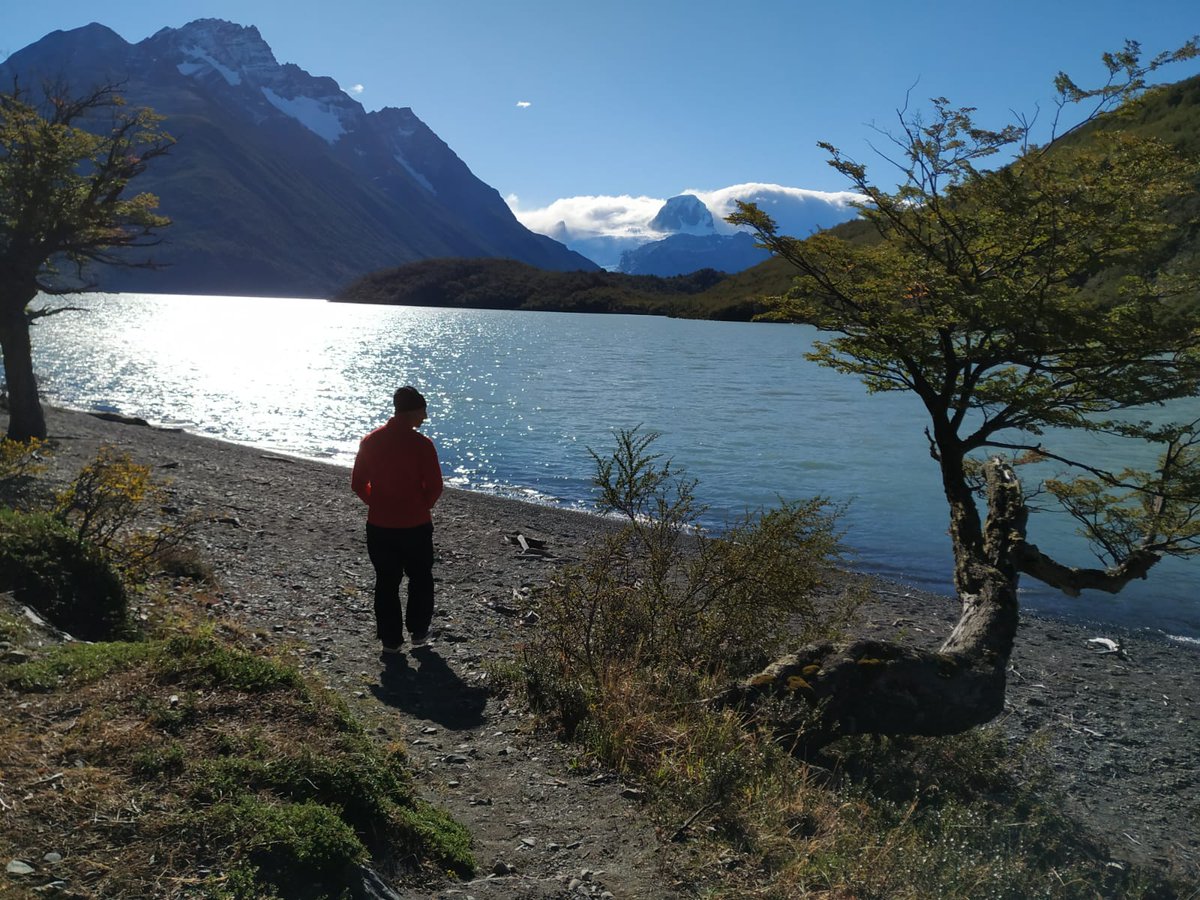 Marcelo85641326's tweet photo. Lago Dickinson na Patagonia chilena... Sensacional #chile #Patagonia #magalhaes #torresdelpaine https://t.co/axjyhwv88P