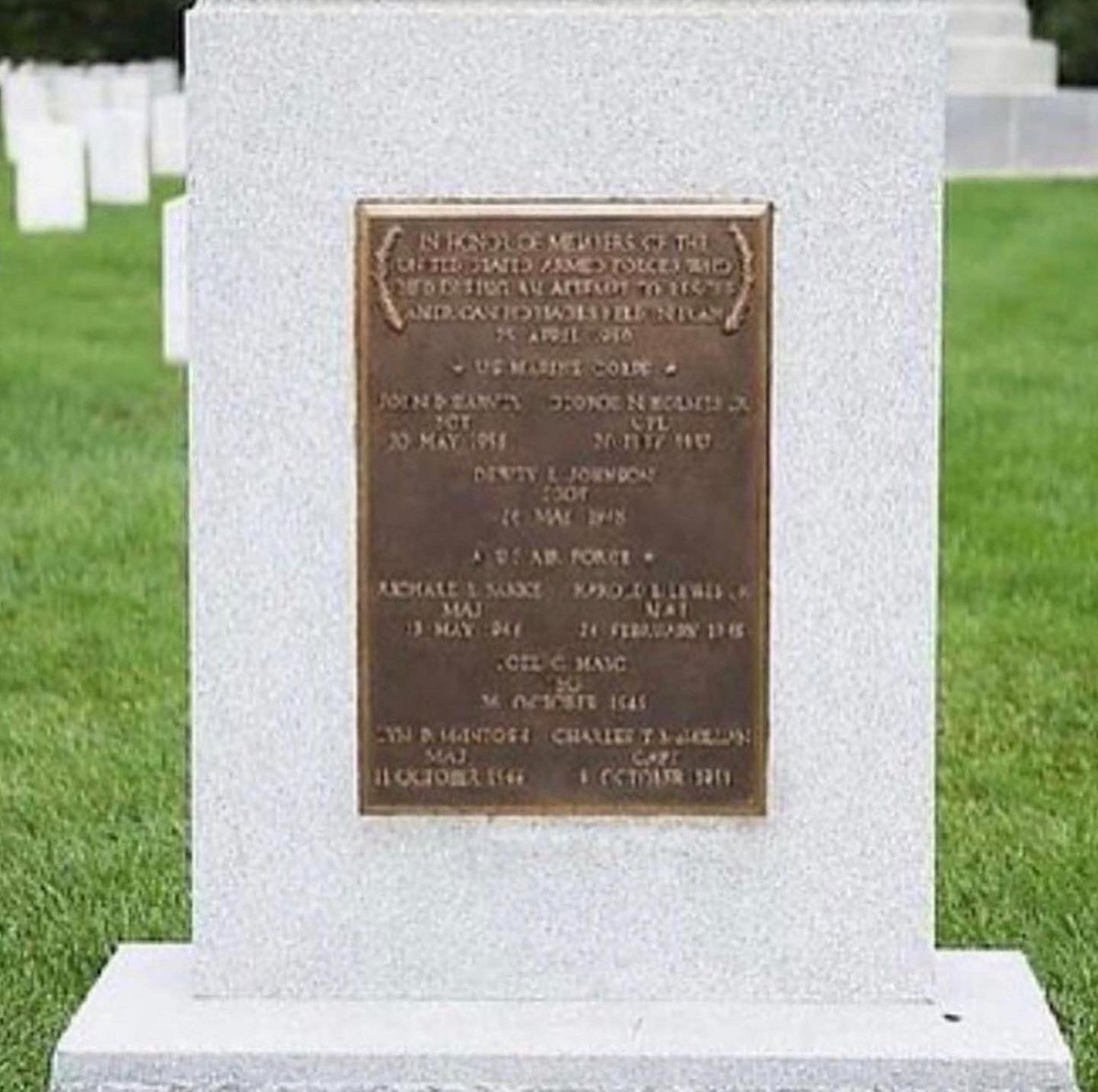 op_hawkeye's tweet photo. 4.25.1980 | Major Harold Lewis Jr 🇺🇸

#OpHawkeyeRemembers #HaroldLewis
#OperationEagleClaw #8thSOS #supportoursofcommunity #operation_hawkeye

📜https://t.co/0U1VgI6sxs
📜https://t.co/pKDhPj59Up
📜 https://t.co/LPjM71Hl7k
📰 https://t.co/T4m6Ss6vgk
📰 https://t.co/qsk0Tkf7Rv https://t.co/X0ELAVApPi