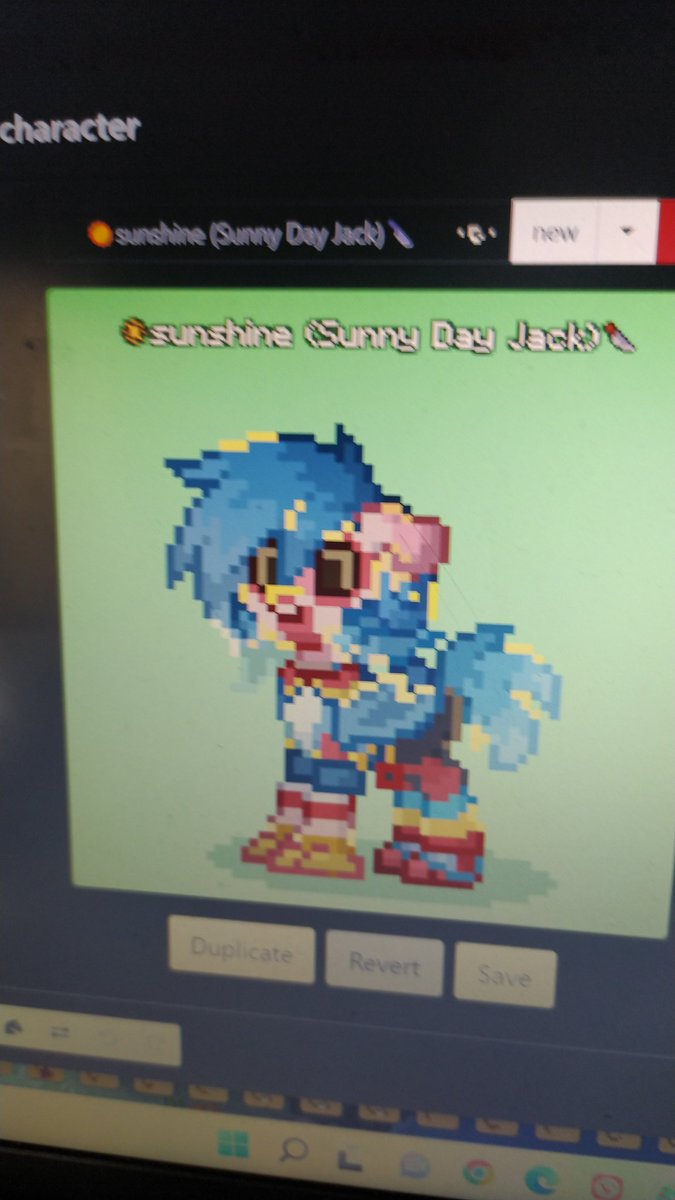 problematicblue's tweet photo. Did sunny day jack in Pony town cuz bored- and it's almost 2 a.m. #ponytown #sunnydayjack #somethingswrongwithsunnydayjack https://t.co/ihZiZwX39d