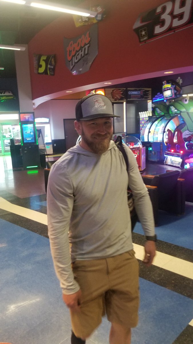 tippie1986's tweet photo. Jeff not only races but loves to bowl @VictoryLanesNC 
#nascar #bowlingisfun #bowling #storm #bowlupastorm #Racing https://t.co/x7zeFCDpP7