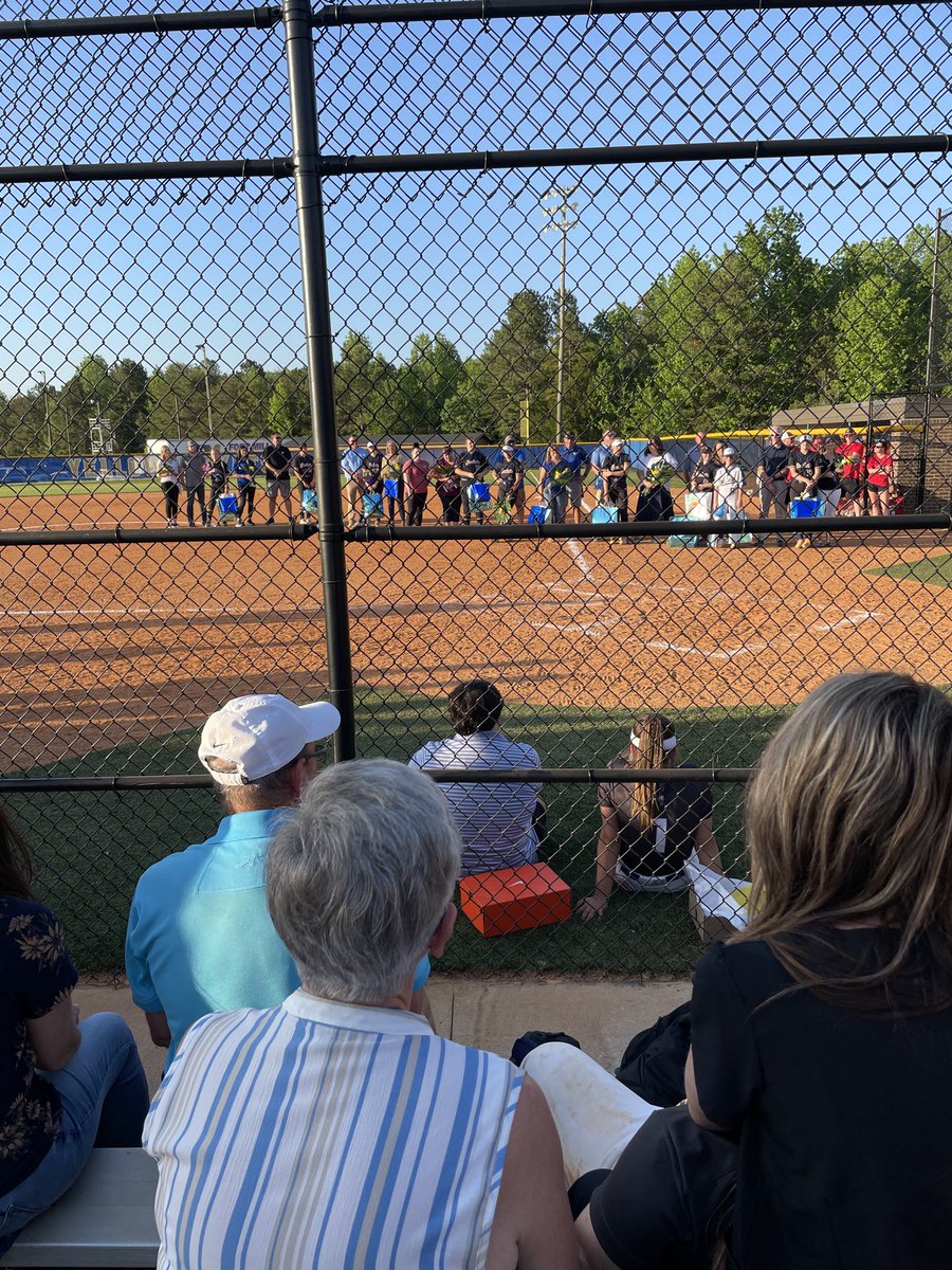 beccalong21's tweet photo. Senior night for FMHS softball. So excited to come watch my girl Trinity. She is an awesome young lady. ⁦@tegacaytitans⁩ ⁦@brigitteawagner⁩ ⁦@TCESLeadTeacher⁩ ⁦@FortMillSD⁩ https://t.co/36L6kewsgj
