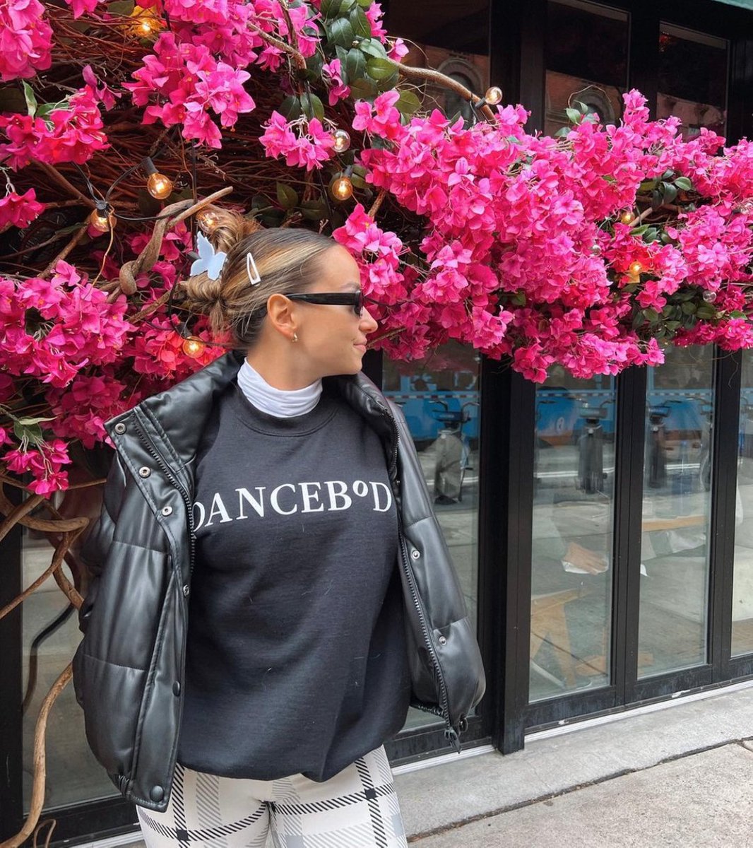 Monday mantra: enjoy the space between where you are and where you’re going. 🌸  #KeepMoving