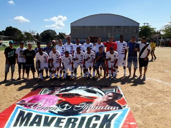 FamiliaMaverick's tweet photo. Q domingo seja nesse espírito, tudo pelos crias, vamos buscar 🏆🚗🤍❤️🙏 @GullitMenezes4 https://t.co/D7aWvHRdyw