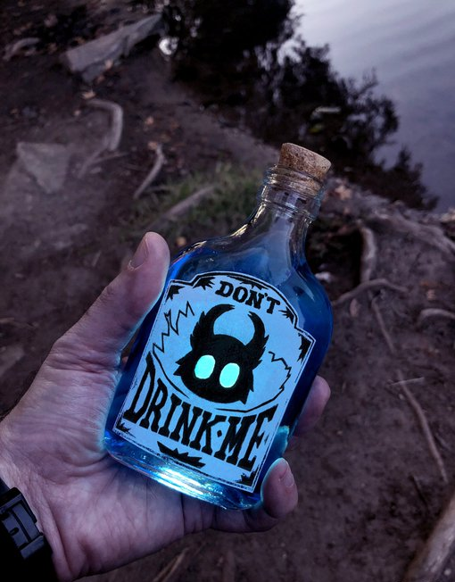 LobbyToken's tweet photo. @BoredApeYC  the drink that we must try, to enter the @OthersideMeta https://t.co/BRqFbbaiQE